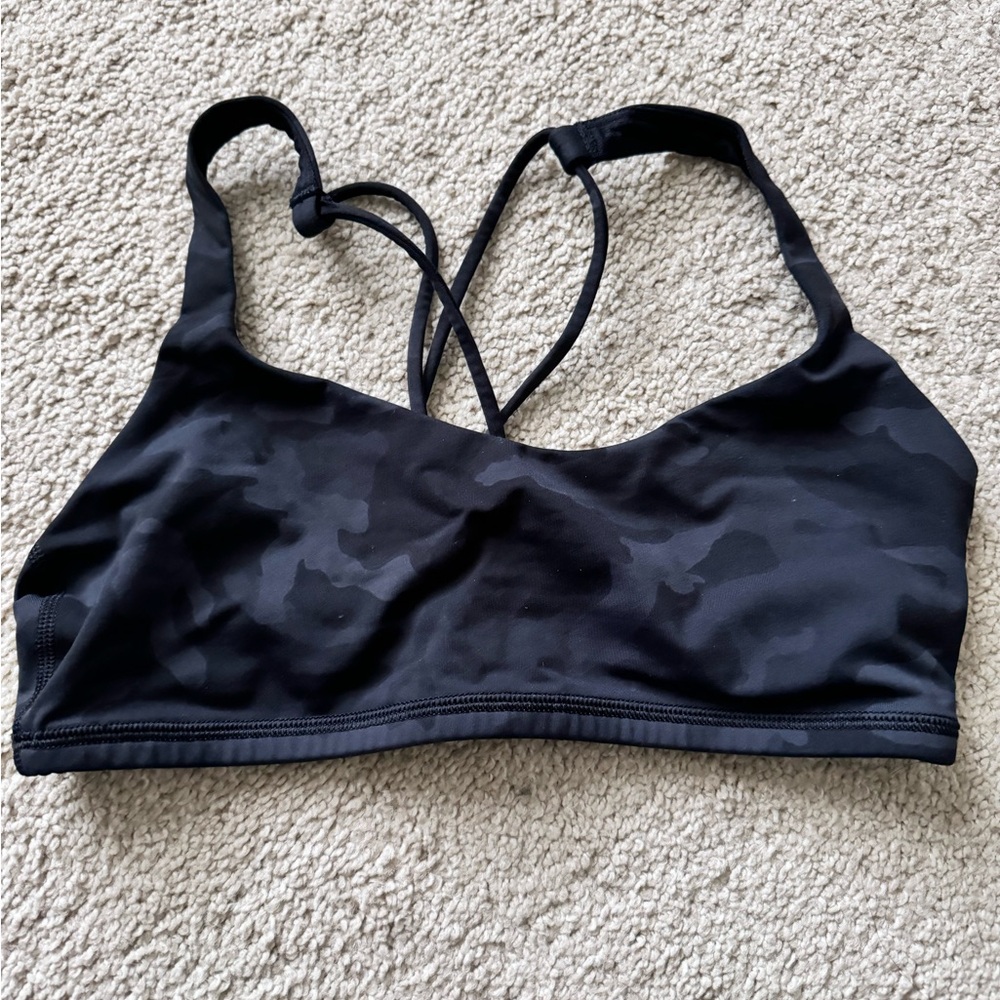 Lululemon free to be bra size 6